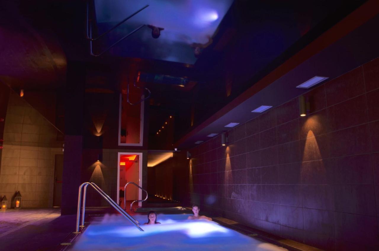 Hotel Spa Acevi Val D'Aran Vielha Exteriör bild